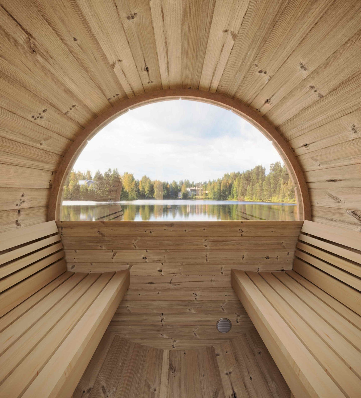 SaunaLife Model E6W, 3-person barrel sauna with window, half-moon glass window detail