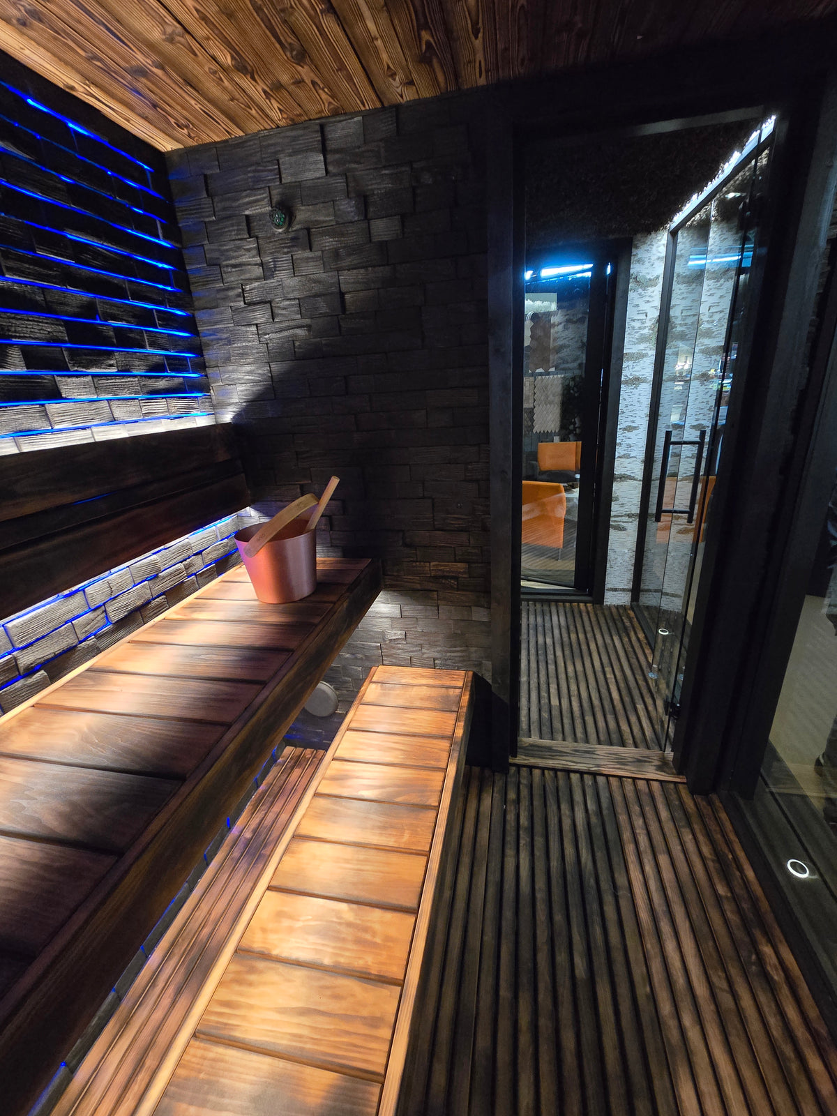 Sauna Air Nordic Elegance Spa Grande, luxury outdoor sauna and spa suite, installation photo, close-up