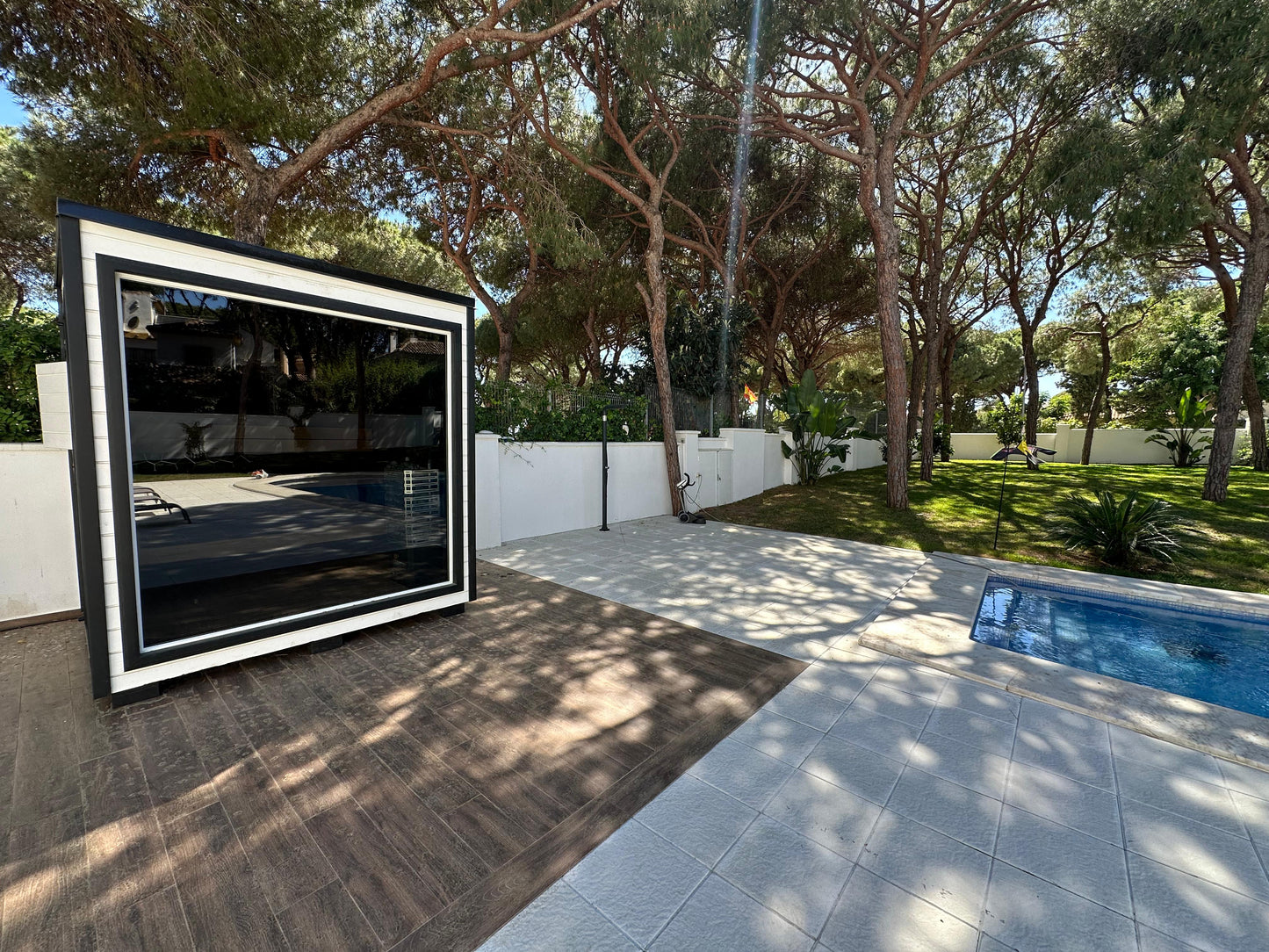 Nordic Elegance Spa | Mini