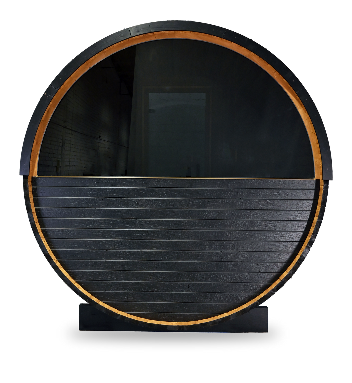 Thermory Ignite Barrel Sauna No. 60, 4-person outdoor barrel sauna, freestanding cut-out, front view